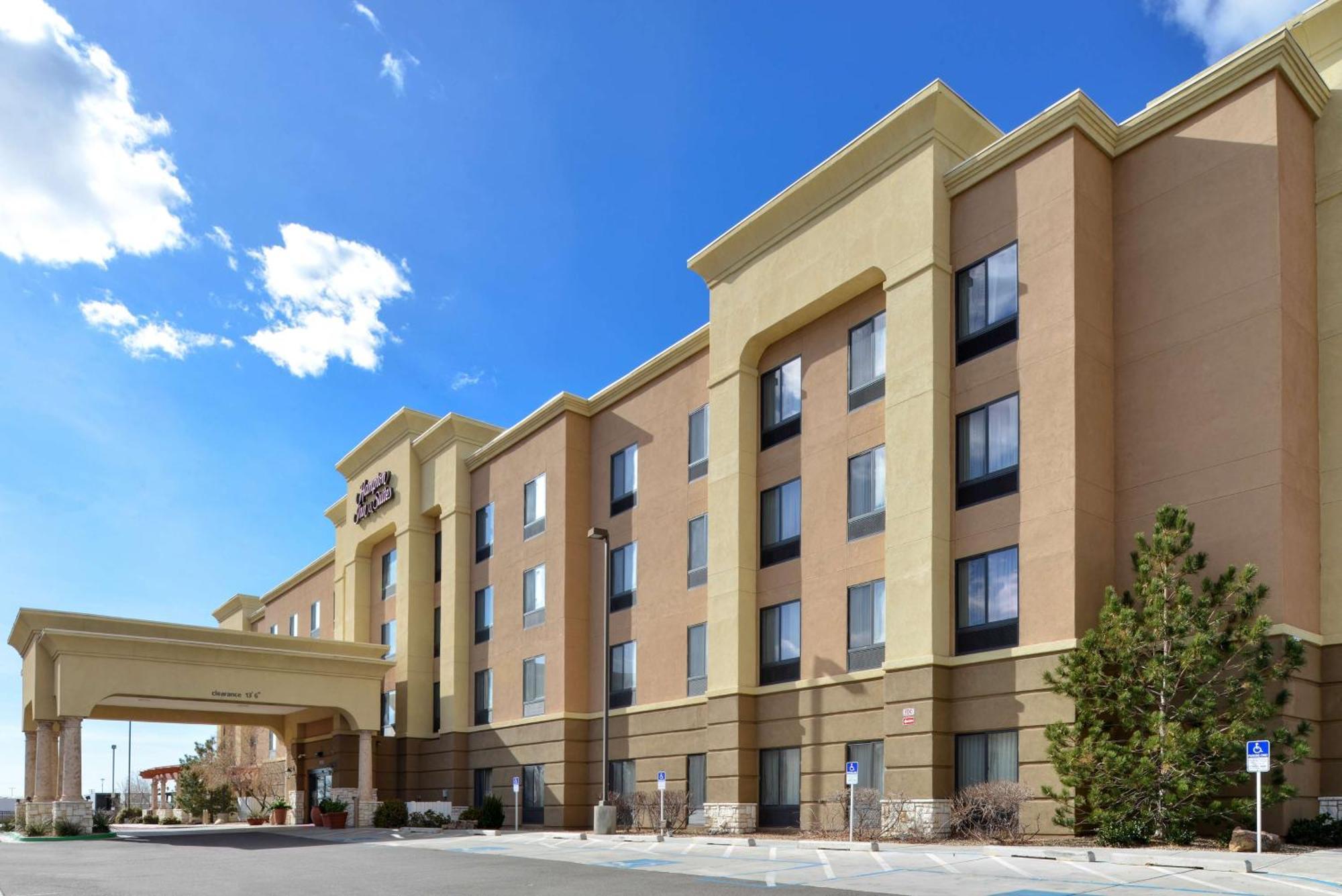 Hampton Inn & Suites Albuquerque-Coors Road Exteriör bild