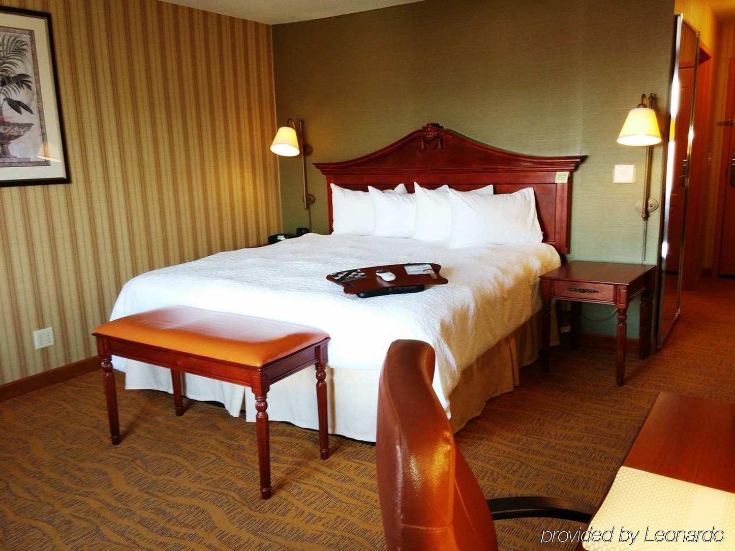 Hampton Inn & Suites Albuquerque-Coors Road Exteriör bild